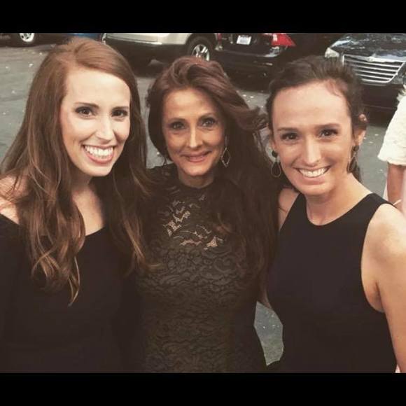 Meet your Posher, Alexandra - Picture 1 of 1